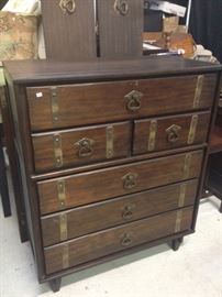 Vintage Chest of Drawers