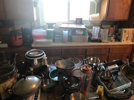 Everything you can imagine for the kitchen! 