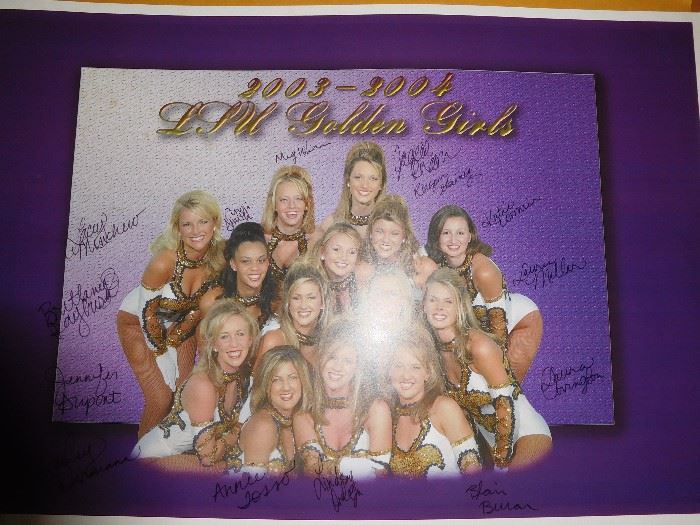 Autographed poster by all Golden Girls from 2003-2004
