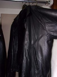 Liz Claiborne Ladies Leather Medium Leather Coat/Jacket
