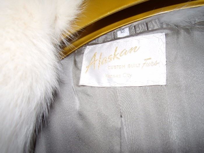 Alaskan Fur Custom made Ladies Medium White Fox Winter coat - Stunning, beautiful and in excellent condition