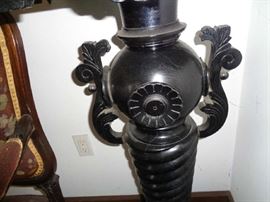 closeup of pedestal table