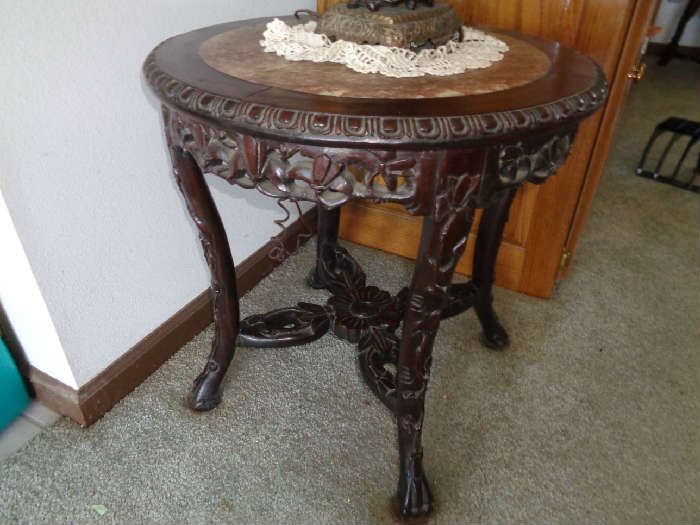table w/marble insert