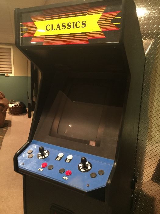 ARCADE GAME - CLASSICS - PAC MAN AND MORE