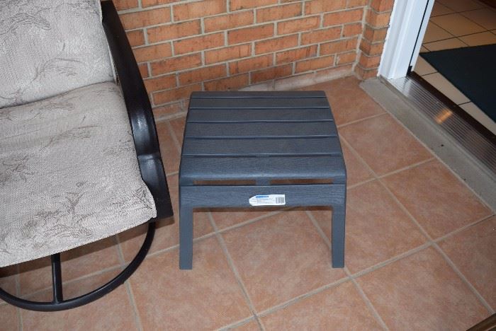 outdoor foot stool