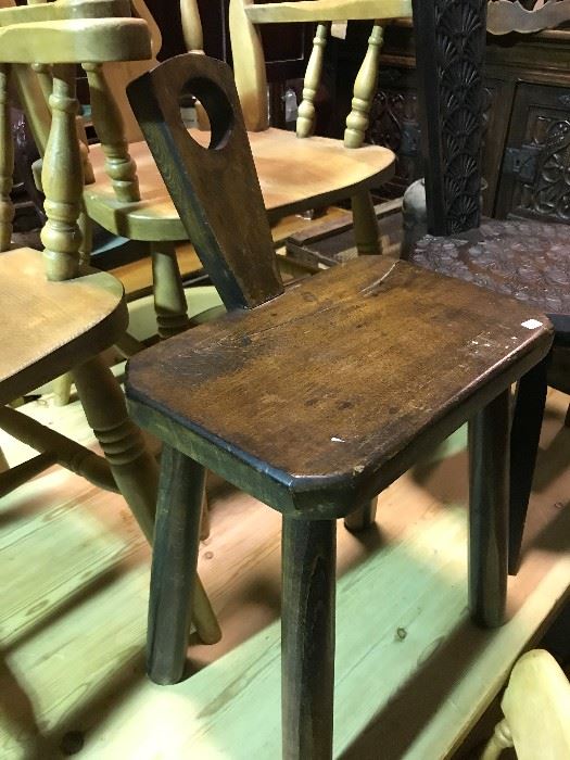 French milking stools