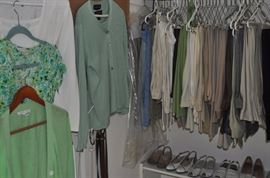 Going on a cruise?  Ladies clothing sizes 4-12 (including Anne Klein Lauren Tommy Bahamas Classiques Nordstrom Banana Republic Ann Taylor Liz Claiborne Pendleton Oshkosh Abercrombie & Fitch Eddie Bauer Levis Coldwater Creek Dkny Chicos Planet Earth and more), ladies jackets leather suede cotton denim silk wool, ladies shoes sizes 7-8.5 (including Ferragamo Nordstrom Grasshoppers Bruno Magli New Balance Munro and more)