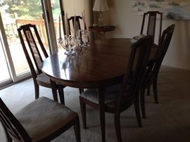 Pecan dining set, 1950's, 2 leaves, 6 chairs 