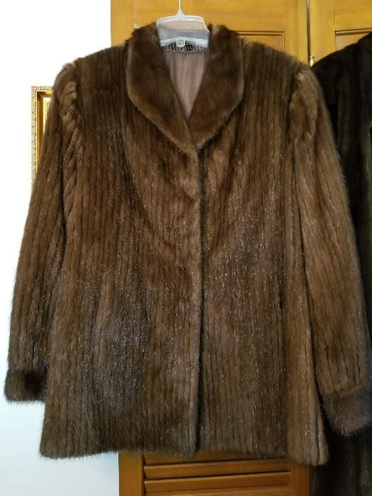 Size medium pleated fur jacket