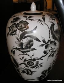 Black and white Chinese décor ginger jars