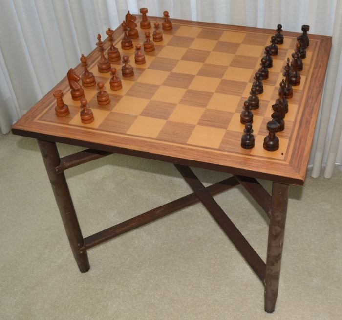 Fabulous Table Chess Set