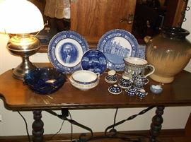 George Washington and Mt. Vernon plates, Wade teapot, and Fulper pottery 