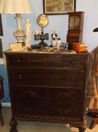 Antique chest of drawers by Grand Rapids Furniture 