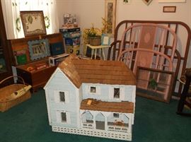 Twin size and full size metal beds