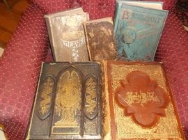 Antiques Bibles