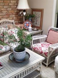 Perfect for the sunroom or any room ----white wicker sofa, coffee table, chairs, and end table
