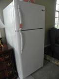VERY nice Frigidaire refrigerator