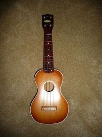 CHILDREN'S HARMONY GUITAR