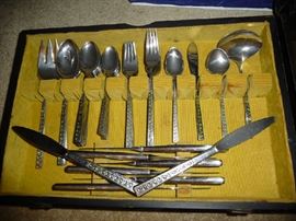 VINTAGE FLATWARE SET
