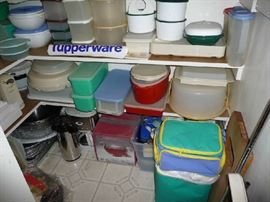 TUPPERWARE