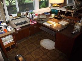DESK, OFFICE SUPPLIES, TYPEWRITER
