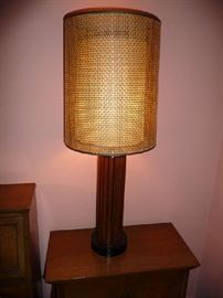WOOD LAMP