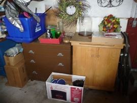 KITCHEN ISLAND CART, DRESSER