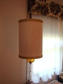 Swag hanging lamp