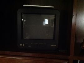 Small 8" tv....$10