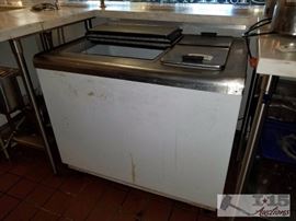 Global Refrigeration Chest Freezer