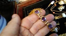 18 karat gold amethyst bracelet