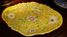 famille jeune sweetmeat dish