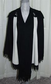 BLACK WOOL KNITTED OVER SWEATER COAT W/WHITE NECK WRAP