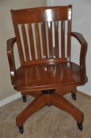 Fantastic Maple Slate Back Desk Chair from Williams Sonoma 