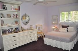 Adorable bedroom with great teen decor and MORE!