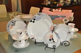 Fun Mikasa dinnerware!