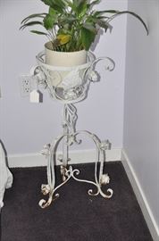Antique iron painted scrolled plant stand
