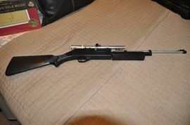 760 Pump master BB gun with Bb's 