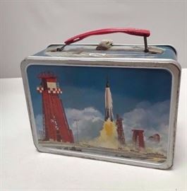 Vintage Astronaut John Glenn Metal Lunch Box 1963 King- Seeley Thermos Co.CURRENTLY LISTED ON EBAY UNDER GSLJENN - SOLD