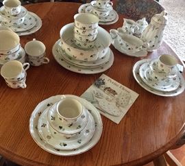 Petite Fleur stoneware