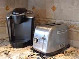 Keurig coffee maker and KitchenAid toaster