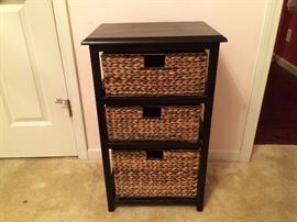 Wicker and wood storage bin