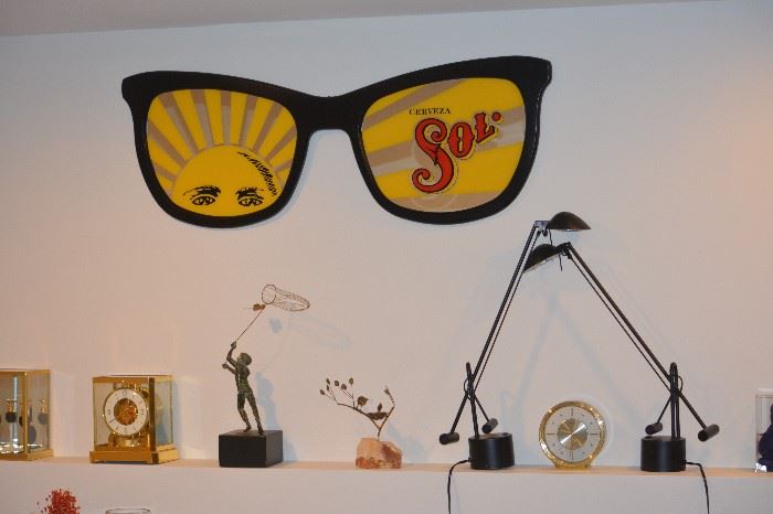 Soli beer sign sun glasses