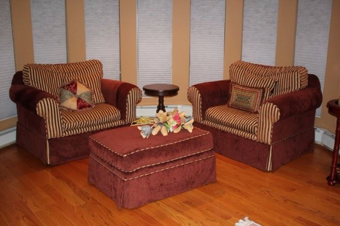 Set of 2 Club Chairs and Matching Ottoman with Small Round Side Table
