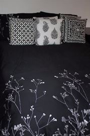 Bedding Set with Matching Pillows