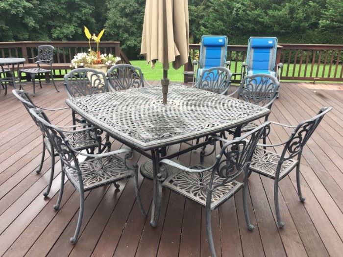 Square Patio Table with 8 Chairs and Umbrella