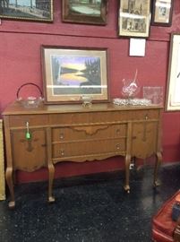 1940's 6.5 ft buffet.  6 legs. Perfect condition