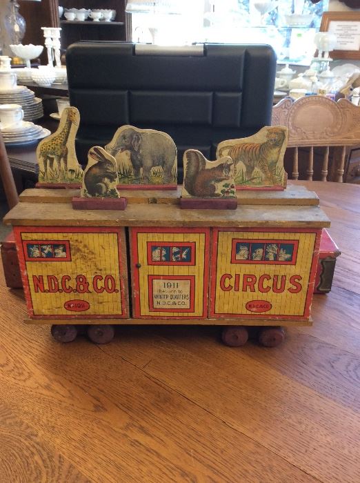 Wood Circus cars with animals
