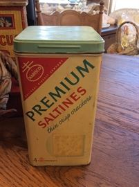 Premium Saltine Tin