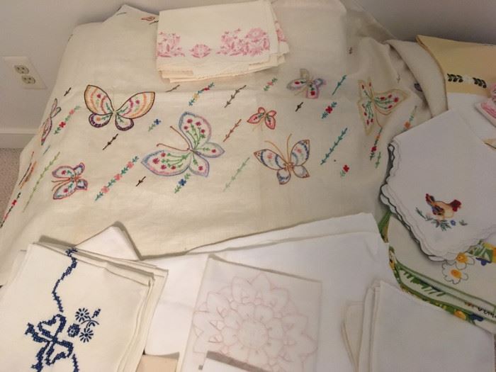 butterflys and rooster linens